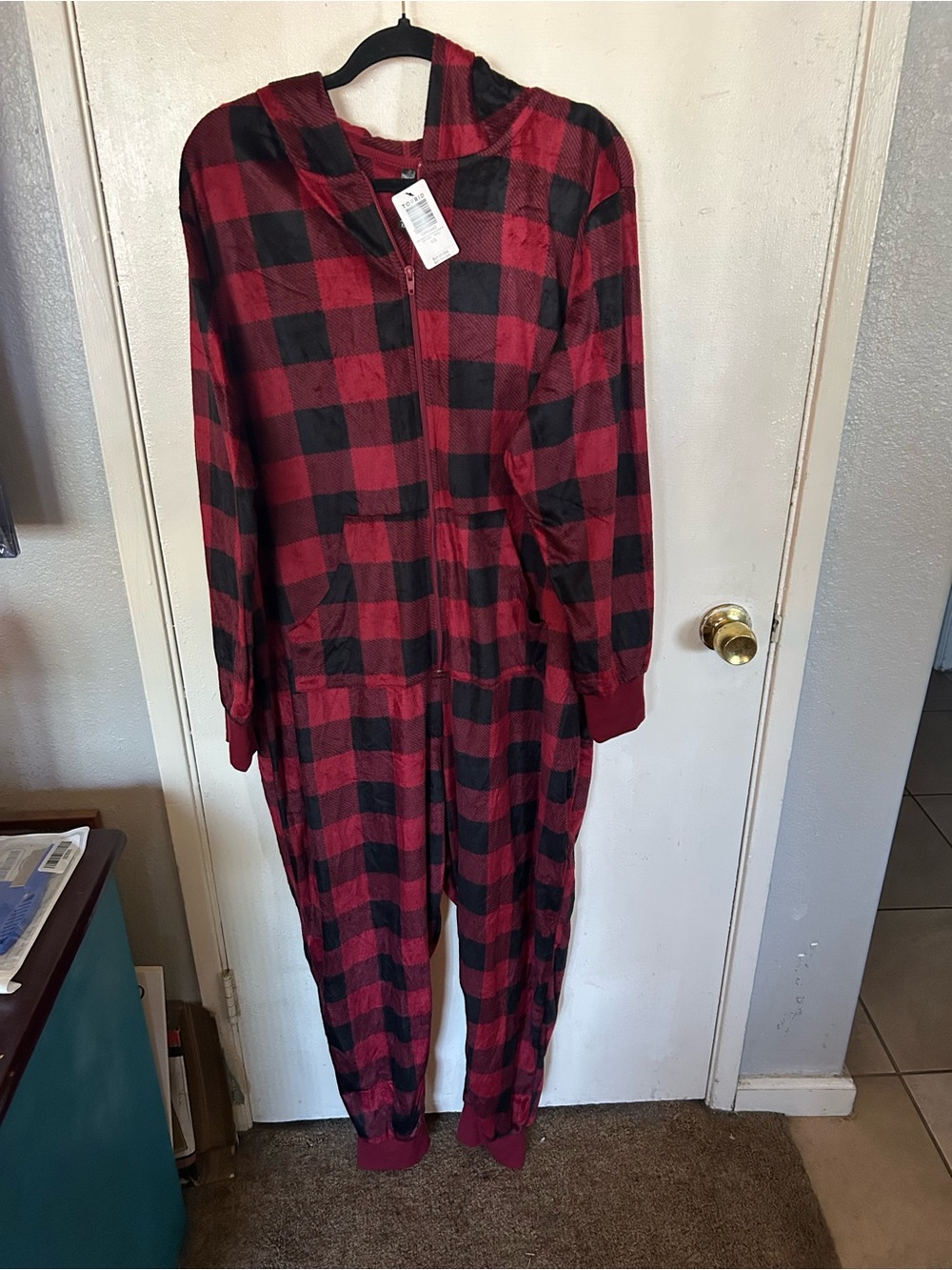 Women Red and Black Buffalo Plaid Hooded Pajamas